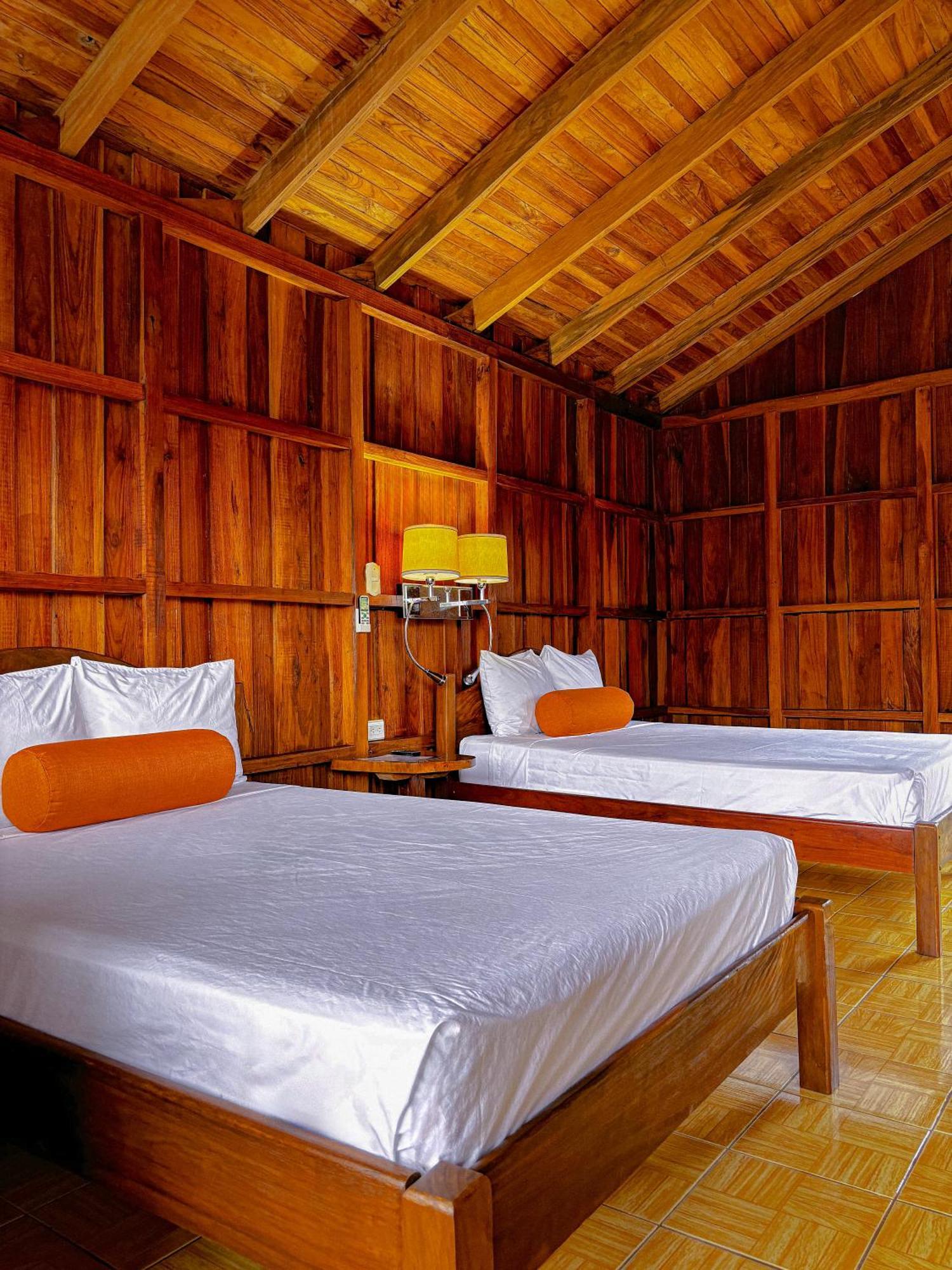 Arenal Roca Lodge & Bungalows La Fortuna Exterior photo