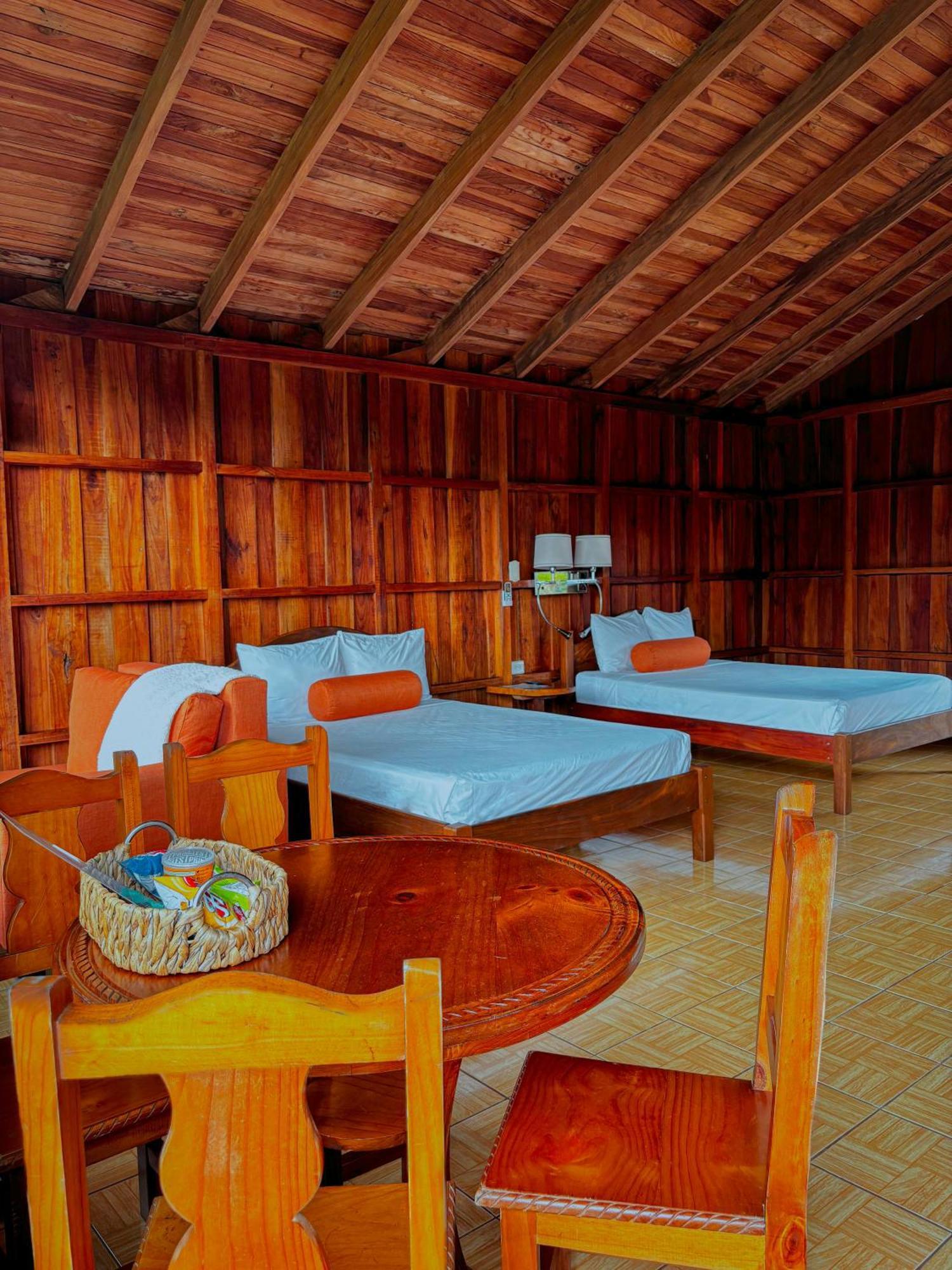 Arenal Roca Lodge & Bungalows La Fortuna Exterior photo