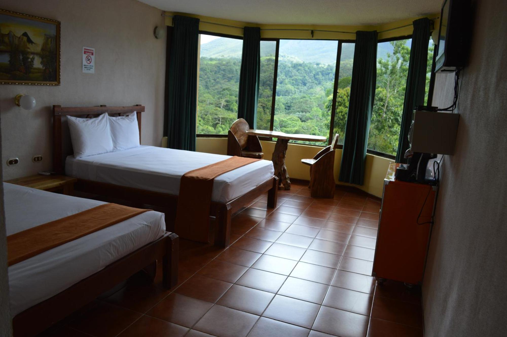 Arenal Roca Lodge & Bungalows La Fortuna Exterior photo
